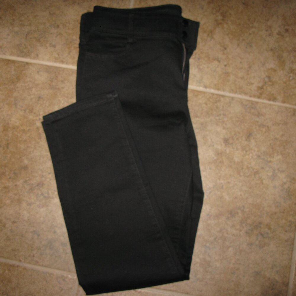 NINE WEST Black Jeans Sz 16 Straight Led